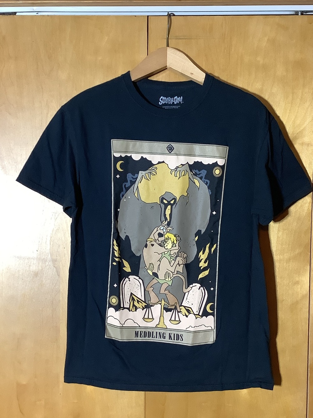 Scooby Doo and Shaggy Meddling Kids tee, size medium